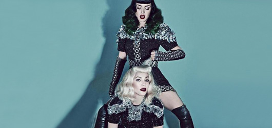 Katy Perry ve Madonna'nın Asi Pozları