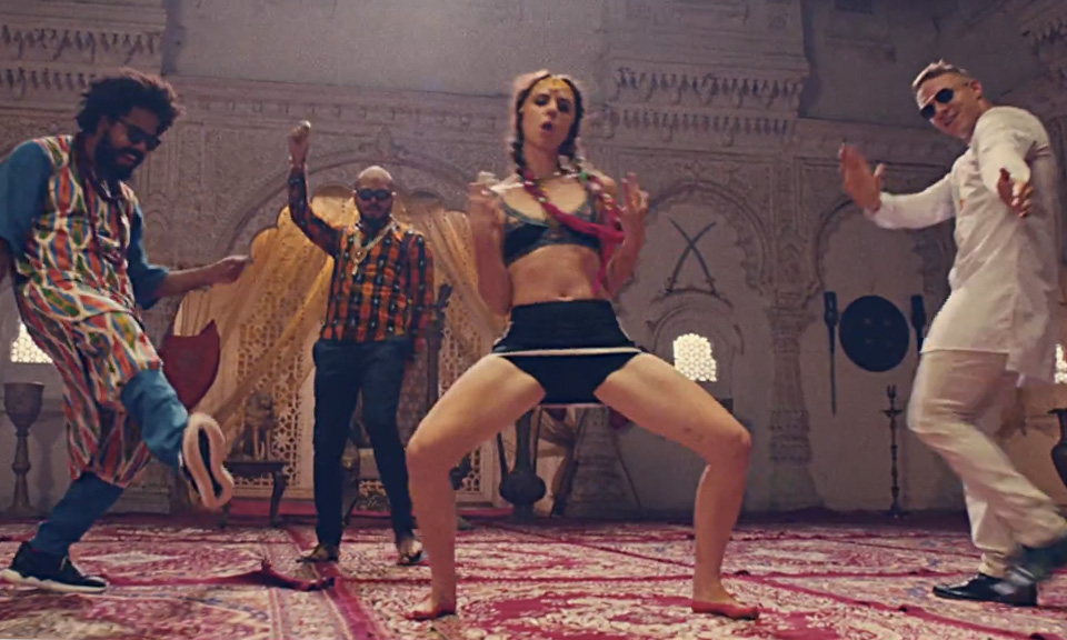 Major Lazer & DJ Snake – Lean On feat. MØ