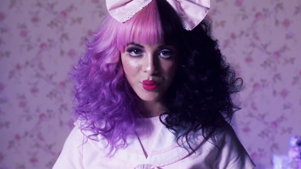 Melanie Martinez – Dollhouse