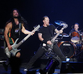 İstanbula rock kuşatması