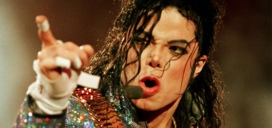 Pop'un Kralını Anıyoruz