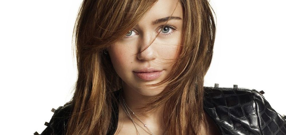 Yeni Dövmesi Olay Yarattı!