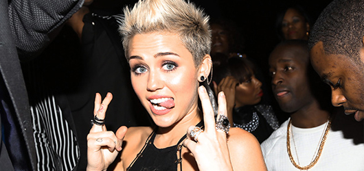 Miley Cyrus Rolling Stone Dergi Kapağı Oldu