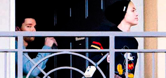 Miley Cyrus'un Evinden Çıktığı Gizli Aşkı Kim?