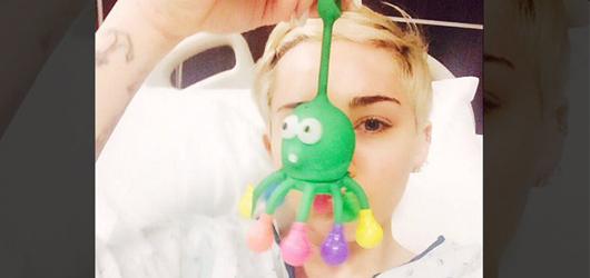 Miley Cyrus Hastaneye Kaldırıldı!