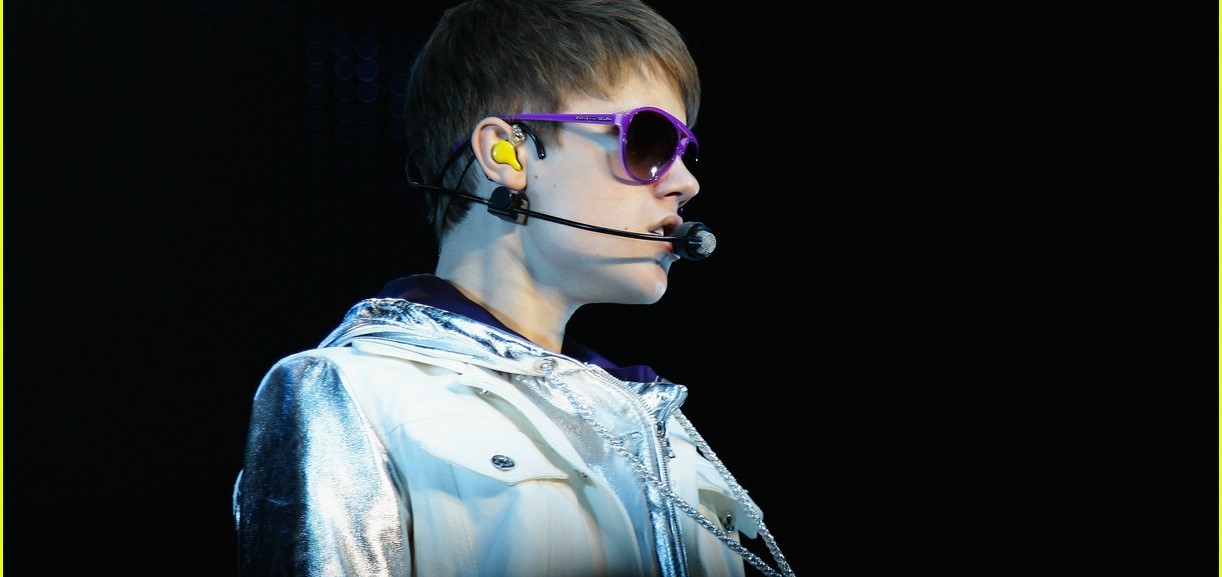 Justin Bieber'e Turne Ekibinden Rest!