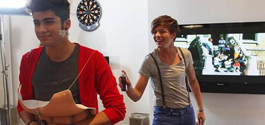 One Direction Grubu Keyfine Düşkün