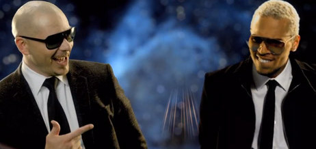 Pitbull Yeni Klibi İçin Kamera Karşısına Geçti – Şarkıcıya bu klibinde Chris Brown eşlik ediyor