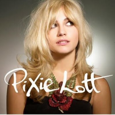 Pixie Lott – Cry Me Out