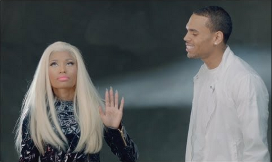Nicki Minaj – Right By My Side (ft. Chris Brown) Explicit