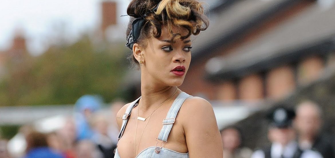 Rihanna yuhalandı