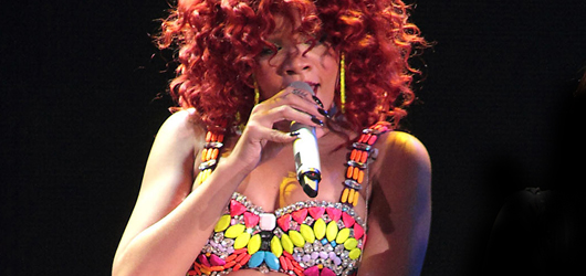 Rihanna'dan çılgın şovlar…