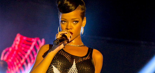 Rihanna Belgeseli Mayıs'ta