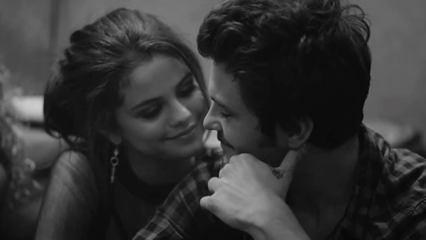 Selena Gomez – The Heart Wants What It Wants