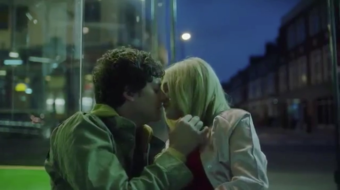 Stereophonics – I Wanna Get Lost With You