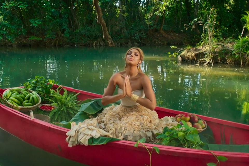 Tamar Braxton – Angels & Demons