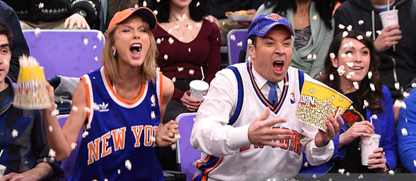 Taylor Swift ve Jimmy Fallon’dan Dans Şov – İzleyenlere eğlenceli dakikalar yaşattılar