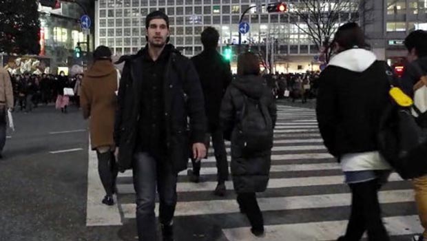 Tokyo Reverse – Extracts