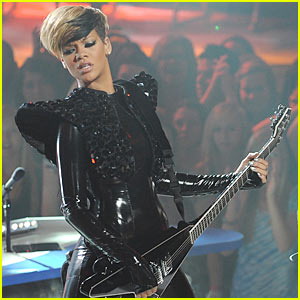 Rihanna – Rockstar 101 – American idol performance