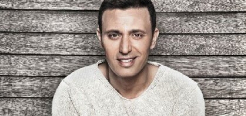 Yazın ilk hiti Mustafa Sandal'dan