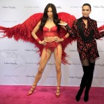 Adriana Lima Mumdan Heykel foto -21