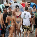 Katy Perry Havuzda – 05