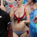 Katy Perry Havuzda – 08