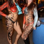 Patong-bar-kizlari-sinirlari-zorluyor-08