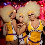 Patong-bar-kizlari-sinirlari-zorluyor-16