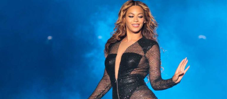 Beyonce Super Bowl’da Coldplay’e Eşlik Edecek