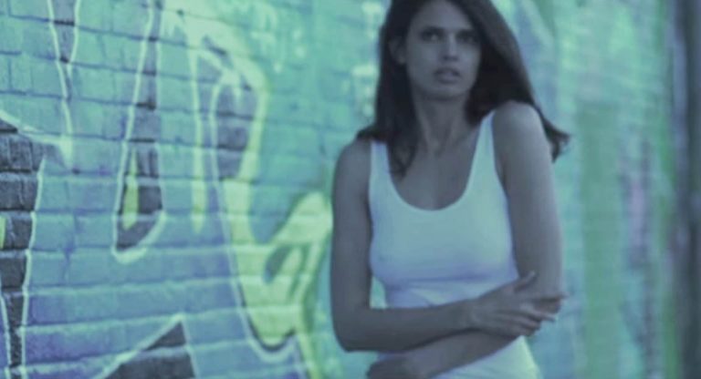 Stadiumx & Taylr Renee – Howl At The Moon