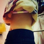 Underboob-Pen-Challenge-22