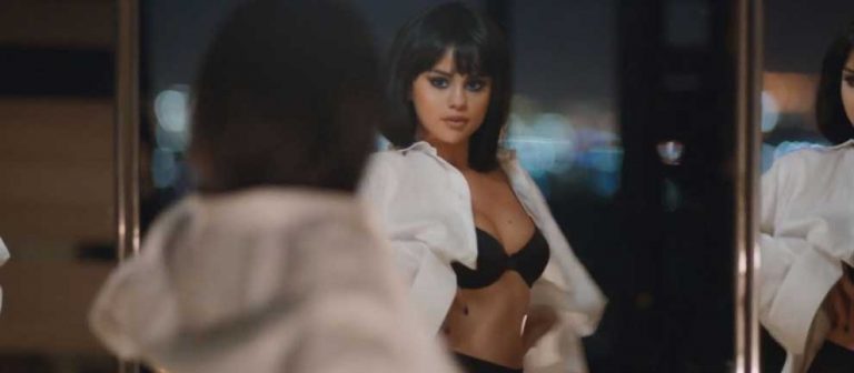 Selena Gomez Justin Konusundan Bıktı