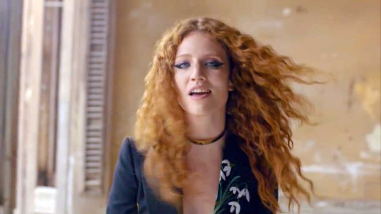 Jess Glynne – Ain’t Got Far To Go