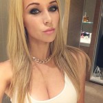 Üstsüz DJ Emily Scott 06