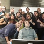 isyerinde-uyuyan-adam-caps-01