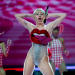 yasakli-miley-cyrus-foto-26