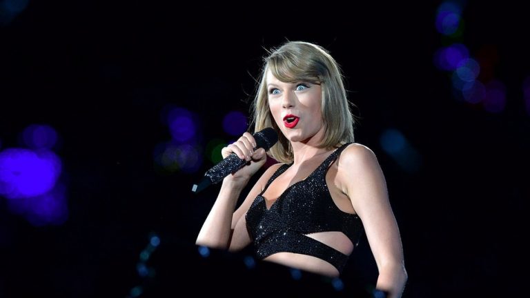 Taylor Swift – New Romantics