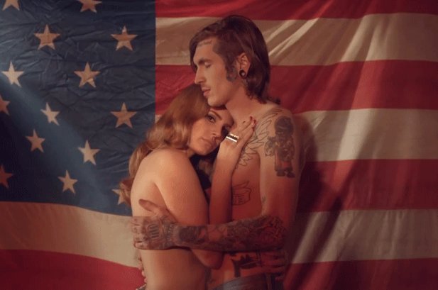 Lana Del Rey – Born To Die