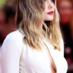 Elizabeth Olsen Captain America Civil War 2233