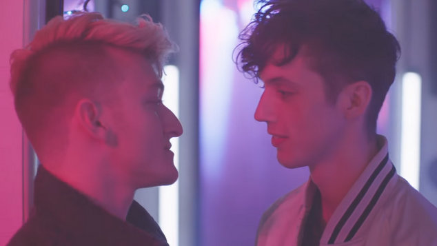 Troye Sivan – YOUTH