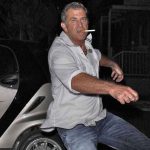 Mel-Gibson-learning-how-to-walk