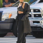 Rita-Ora-on-the-set-of-a-photoshoot-in-NY–15-662×993