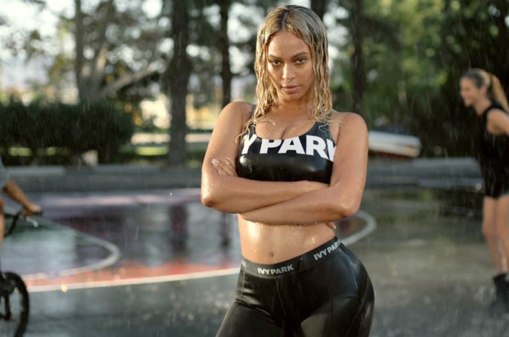 Beyoncé fanları, Jay Z'nin hareketli hayatını bildikleri için, albümdeki aldatma hikayesinin gerçekliğinden şüphe dahi etmediler ve araştırmalara başladılar.