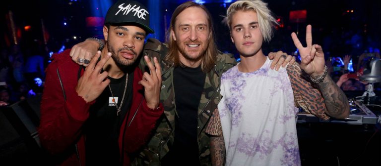 Justin Bieber Şimdi de DJ Kabininde!