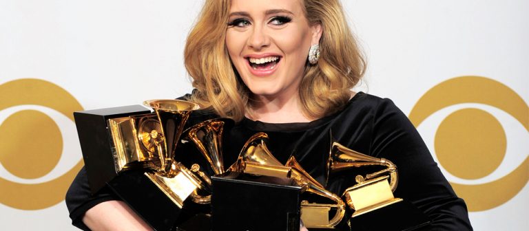 Adele ‘den Yeni Rekor!