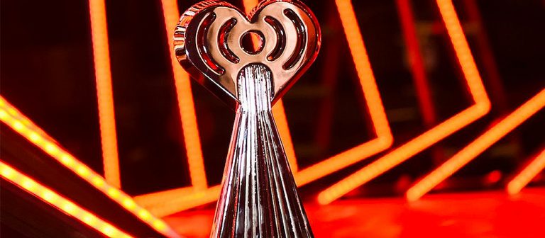 iHeartRadio 2016 Müzik Ödülleri Tüm Liste!