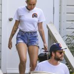 Miley-Cyrus-Liam-Hemsworthün-Ailesiyle-Vakit-Geçiriyor-8