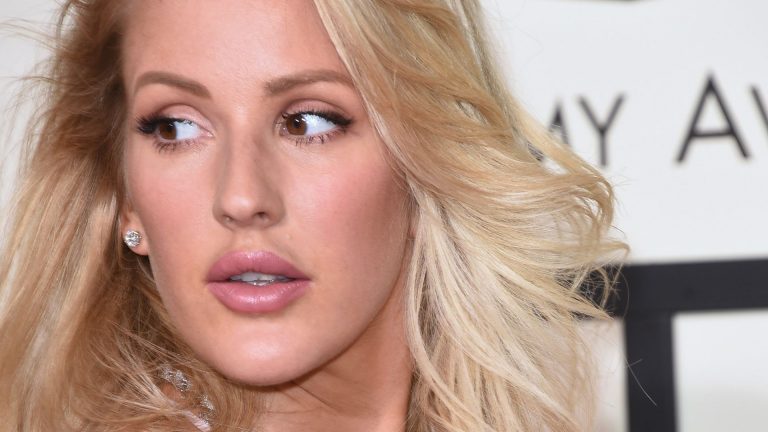 Ellie Goulding Formunu Koruyor!