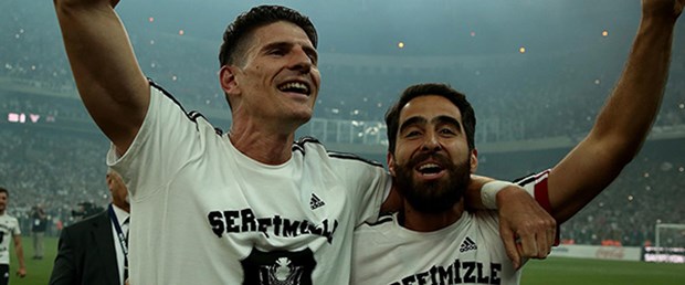 Mario Gomez’den Beşiktaş’a müjde!